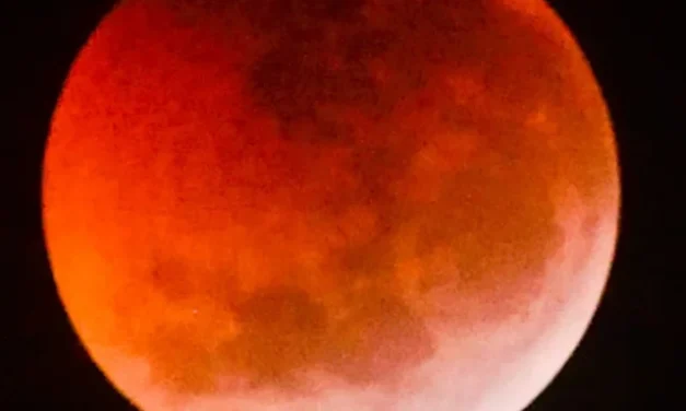 5 things you must know about Lunar Eclipse: Blood moon