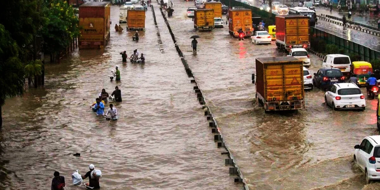 Delhi Flood Alert: Loha Pul closed as Yamuna Swells